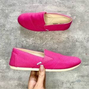 Tom’s Flats Bright Hot Pink Casual Slip On Shoes Women’s 8